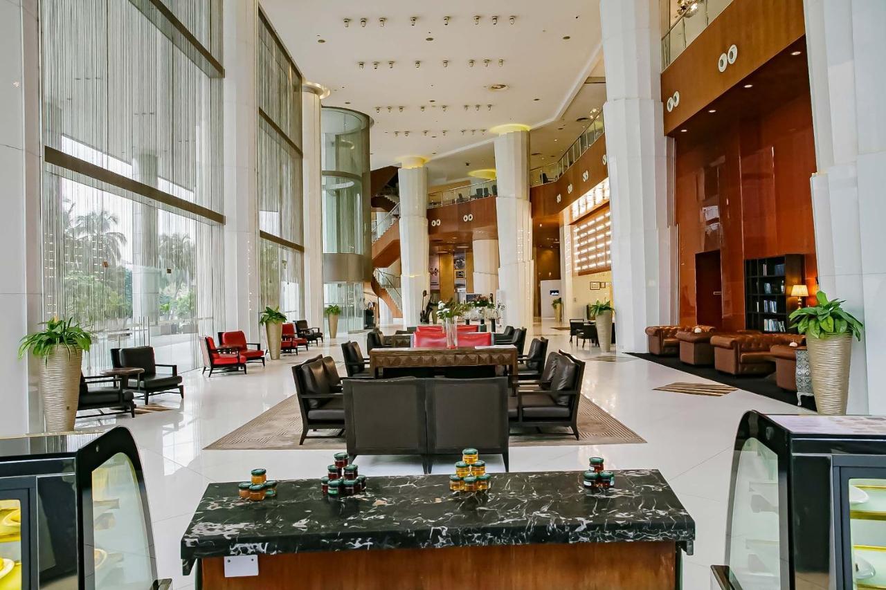 Lagos Continental Hotel Εξωτερικό φωτογραφία Lobby