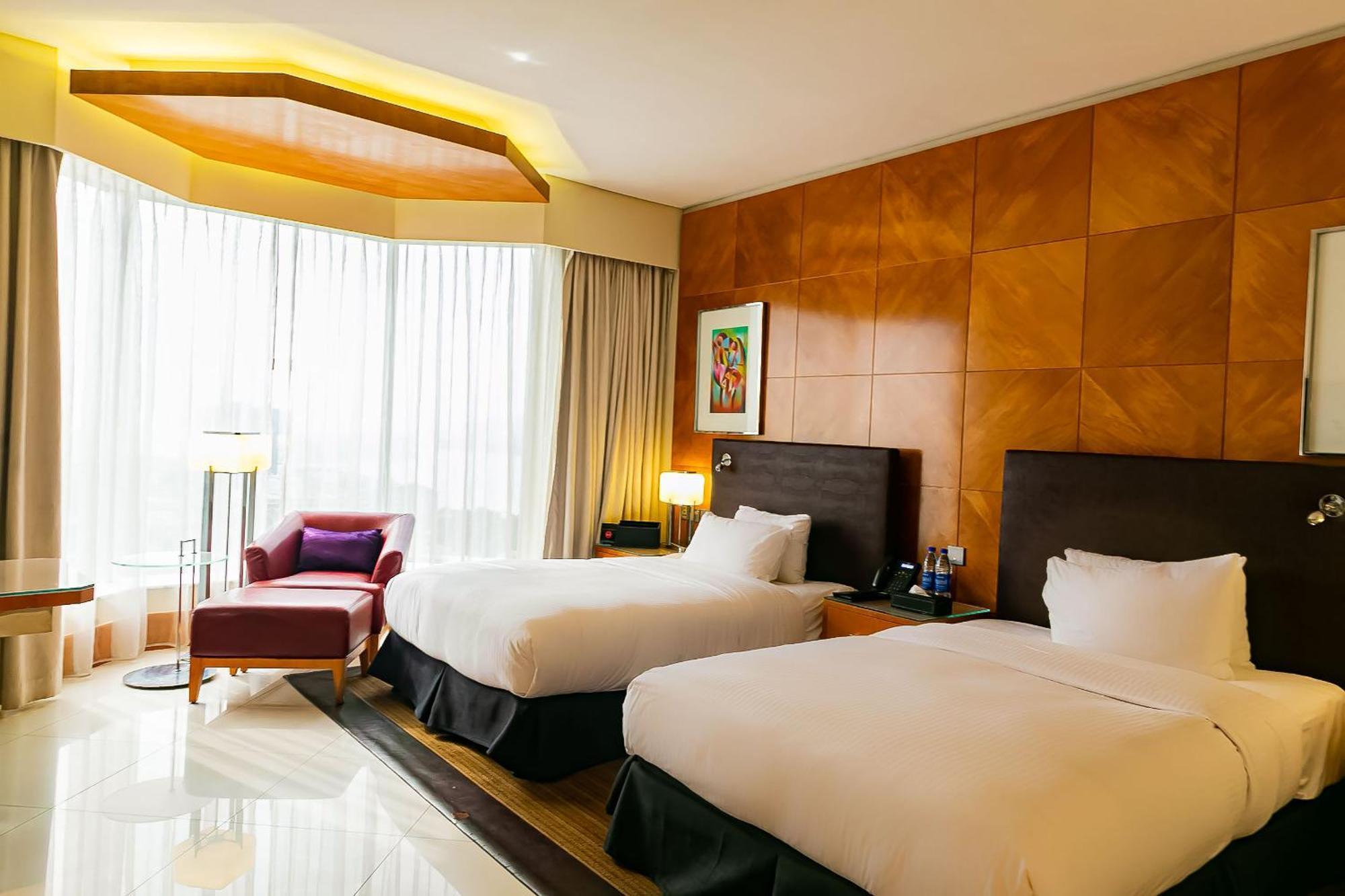 Lagos Continental Hotel Εξωτερικό φωτογραφία Deluxe Room
